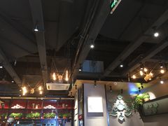 大堂-渝是乎川渝小炒(新世界百货望京店)