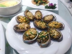 鲍鱼-周锦记广式餐厅