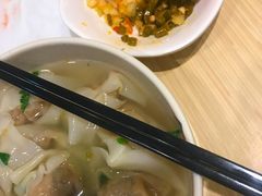 -南城香·饭香串香馄饨香(青年路店)