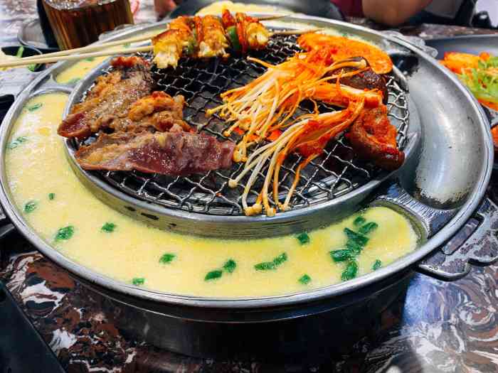 啊美丽炭火烤肉店(鸿凯店)-"看地图应该是这家没错了,滑翔的啊美丽也