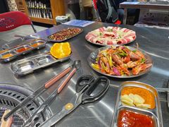 -马路牙子烧烤音乐酒馆(望京店)