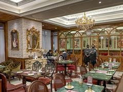 -秘密旅行Bonjour(黑金冠 江南西店)