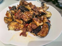焦糖茄子牛肉粒-桃子餐厅·天津菜(红星路直营店)