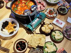 -黔二妞地摊火锅(龙华清湖店)