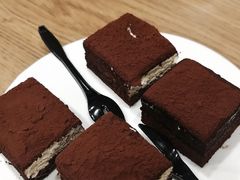 提拉米苏-宝记烧烤·碳锅羊肉·羊蝎子火锅·夜食社(文体路创始店)