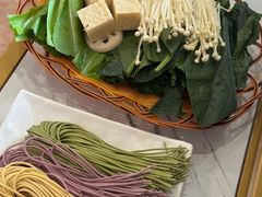 蔬菜拼盘-潮汕美牛肉丸火锅店(天宁寺店)