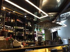 -HIHE Bistro·Oyster Bar(华熙live店)