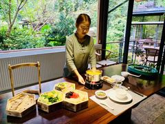 -乐领拈花溪·林涧食韵