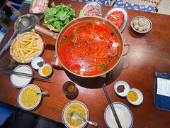-楠小云·云南鲜菌·鲜牛自助火锅(九眼桥店)