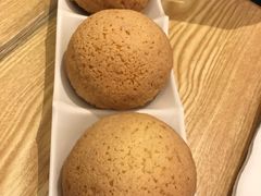 酥皮焗叉燒包-添好运点心专门店(百老汇店)