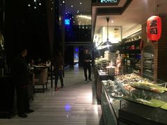 -唐拉雅秀酒店-西锦汇空中BBQ·思创餐厅