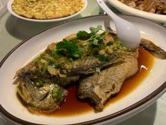 香煎黄花鱼-壹只卤鹅 · 潮汕菜(京基百纳店)