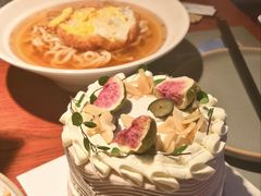 -山与蓝·轻糖鲜果蛋糕(勒泰店)