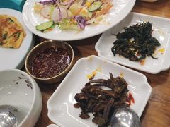 -青瓦餐厅·生鱼片·韩园烤肉(西塔店)