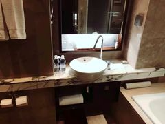 -上海龙之梦万丽酒店