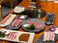 -万兴佳烤肉·长白山老味道(宏泰广场店)
