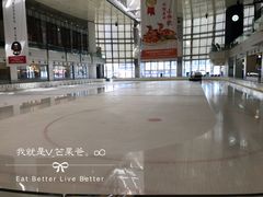 -冰纷万象滑冰场(深圳万象城店)