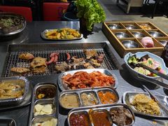 -马路牙子烧烤音乐酒馆(望京店)
