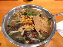 -雙冲柳州螺蛳粉&酸嘢&桂林米粉(簋街店)