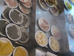 -罗二娘·鲜切牛自助火锅(罗湖东门步行街店)