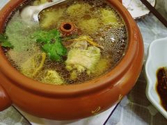 -小厨子私房菜·云南美食店
