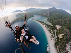 -费特希耶滑翔伞