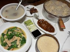 -梅利汴京烤鸭•开封豫菜地标店(东大街店)