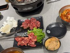 -啊美丽炭火烤肉(滑翔一店)