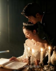 -雪中彩影婚纱摄影·微光艺术中心