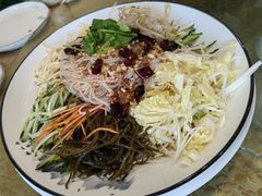 -老码头黑皮肘子锅包肉熏酱水饺(文政街店)