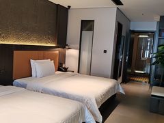 -万泊酒店(长沙五一广场国金中心店)