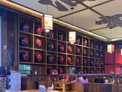 大堂-先启半步颠小酒馆(白麓里店)