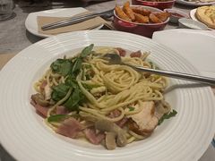 -必胜客(漕宝路店)