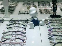 -潘多拉眼镜·蔡司依视路明月(潘家园店)
