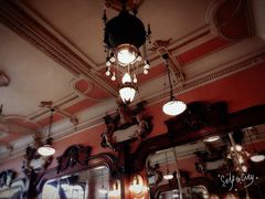 -Majestic Café