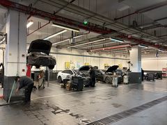 -上海永达奥诚奥迪4S店(申江路店)