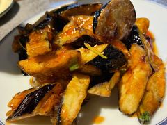 风味茄子-华盛园卷子王农家菜水库鱼