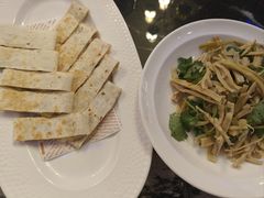 -新白鹿餐厅(百联中环店)