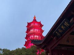 -绳金塔