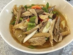 -汗腾格里·风味餐厅(新疆驻京办店)