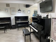 -梅纳·钢琴声乐架子鼓Mena Music(双井店)