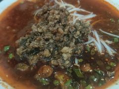 -胡成记口蘑龙眼包子(盐道街店)