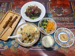 -乡村馕坑肉·烧烤·新疆菜·本地人更爱吃(阿勒泰首店)