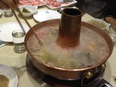 -楼外楼大刀肉传统火锅居(博学路店)