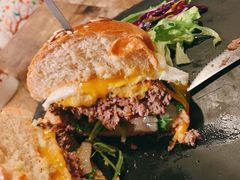 厚厚的肉饼-HIGH FIVE哈福手工汉堡(桂林路店)