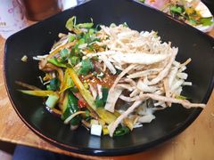 牛肉拉面馓子涼拌-胡同彭家老铺 新疆拉面