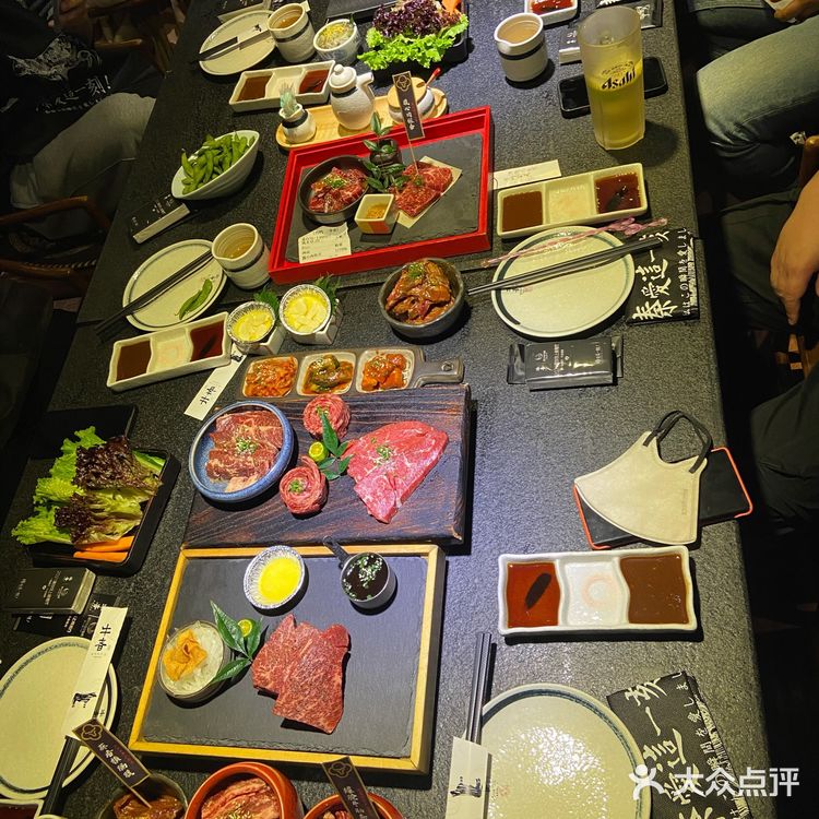 多人烤肉的仪式感