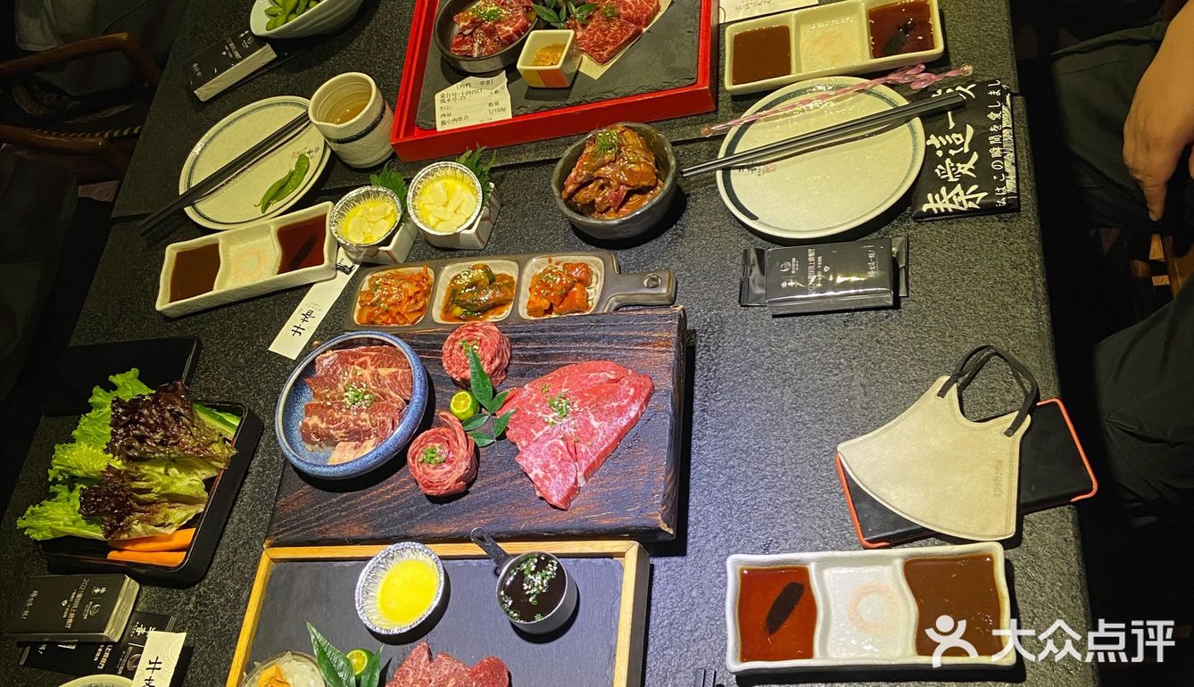 多人烤肉的仪式感