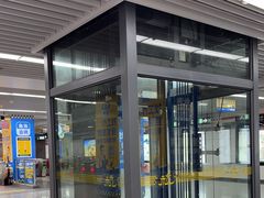 -盈丰路(地铁站)