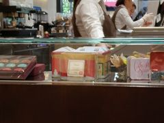 -VENCHI 闻绮(上海佛罗伦萨小镇店)